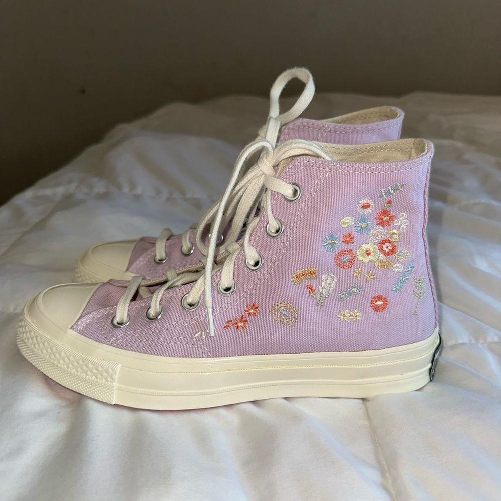 Converse Chuck 70s high embroidered floral print pale amethyst size 6.5 women’s
